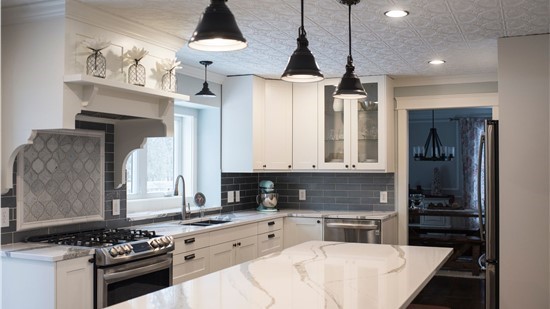 Elegance, Strength, and Beauty in Quartz Kitchen Countertops.